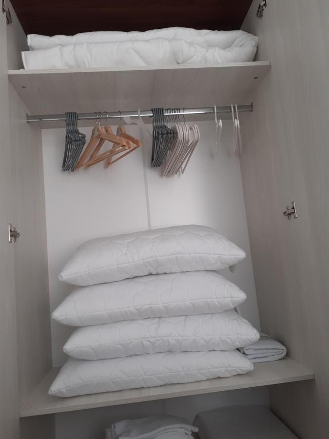 Livezeni  Sara Apartman מראה חיצוני תמונה